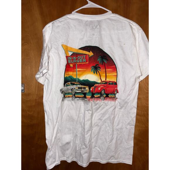 In N Out California Tshirt MD - Picture 4 of 5